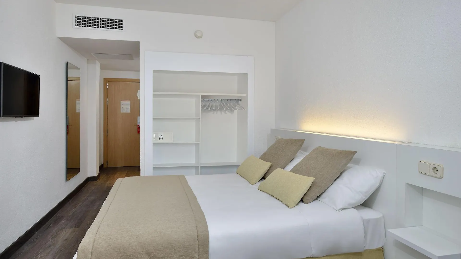 ****  Sol Barbados Hotel Magaluf  Spain